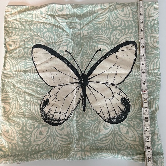Set of Butterfly Decorative Square Pillowcases (Inserts / Stuffing not included) - Picture 3 of 6